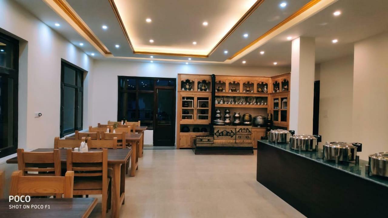 Hotel Leh Plaza 외부 사진